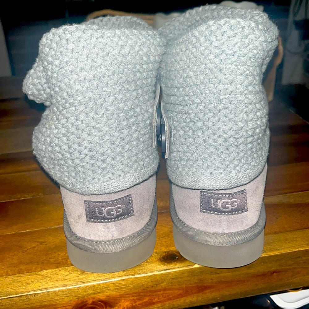 Size 11 grey Ugg boots, lightly worn